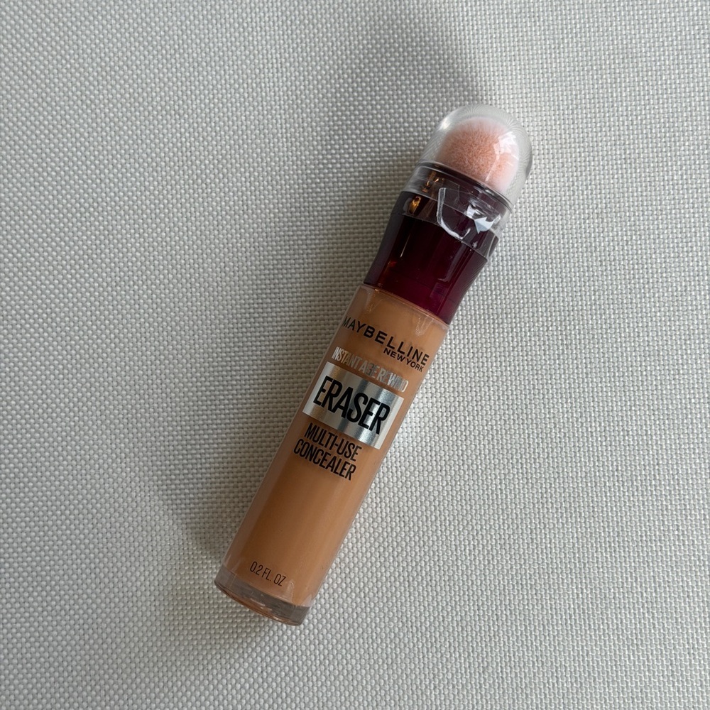 NWT Maybelline Instant Age Rewind Eraser Dark Circle Treatment Concealer - Picture 3 of 4